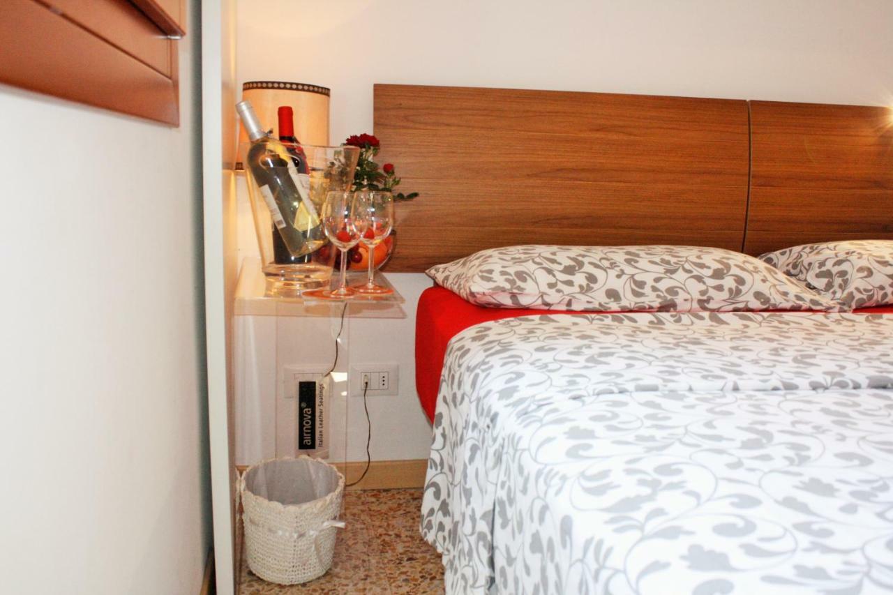 Apartament Santacroce Wenecja Zewnętrze zdjęcie